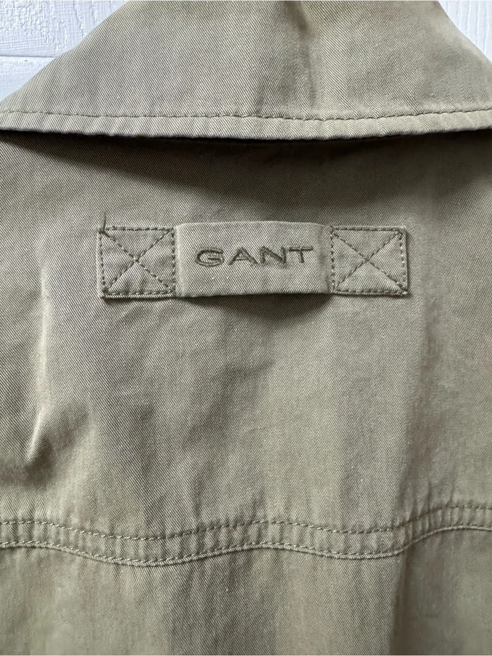 Gant Men's Olive Green Lightweight Zip Jacket